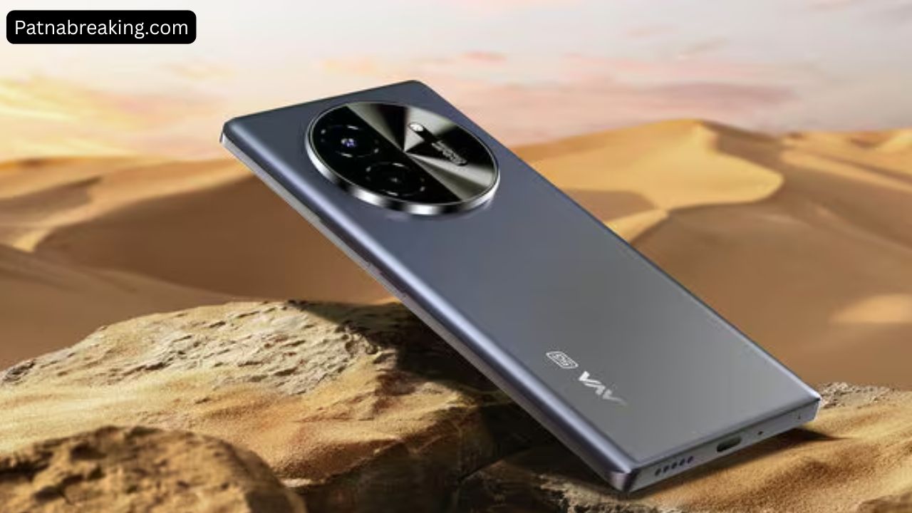 Lava Blaze AMOLED 5G