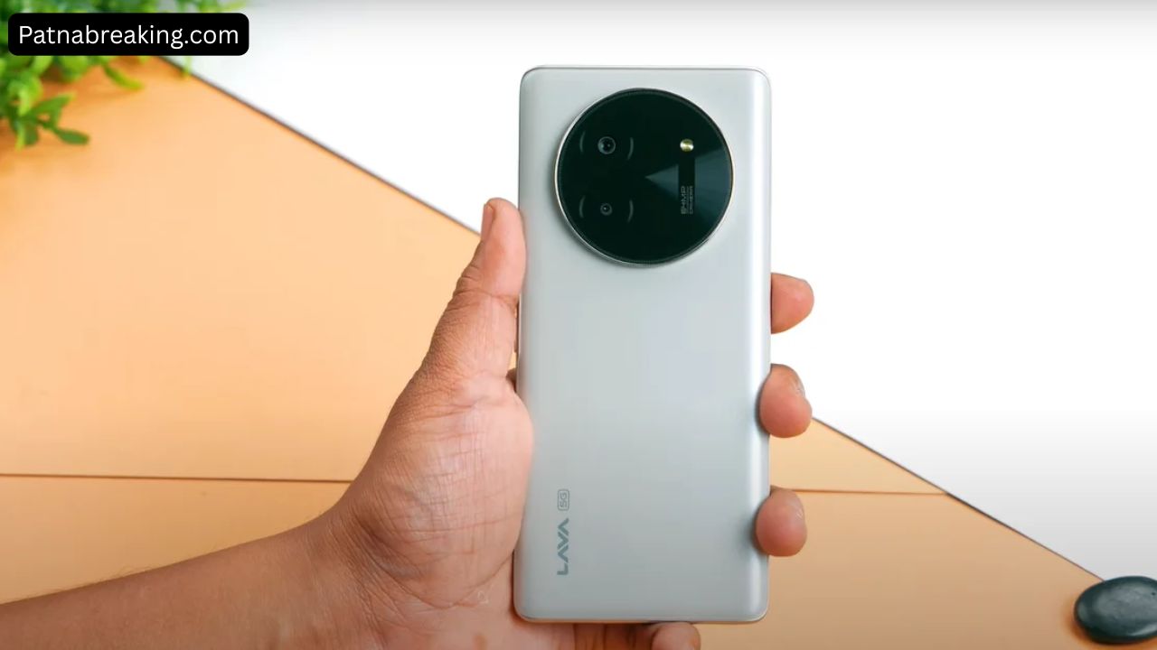 Lava Blaze AMOLED 5G